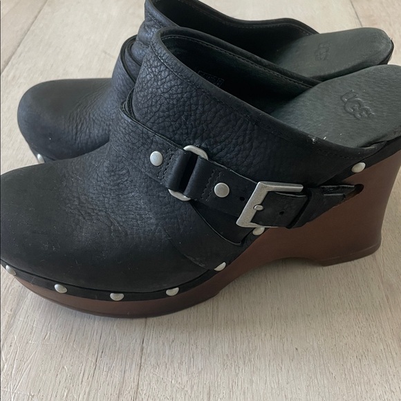 Ugg Natalee Clog - Picture 3 of 8